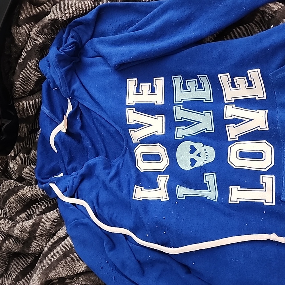 Hoodie shirt